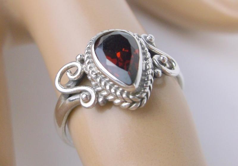 New Sterling Silver 1ct Genuine Garnet Ring 6 (1 of 1)
