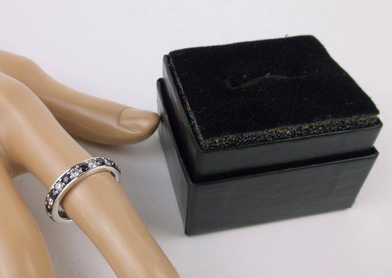 New Sterling Silver Sapphire Band Ring 8 Boxed (1 of 2)