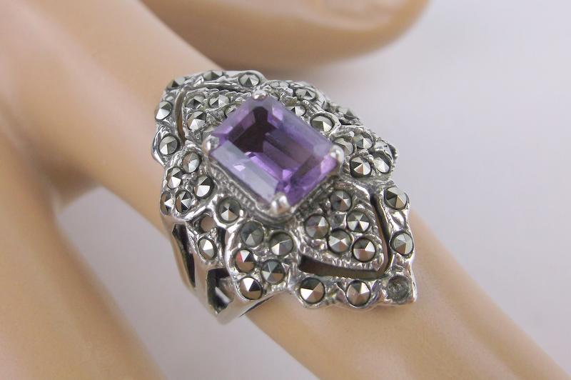 Stunning Sterling Silver  Amethyst Marcasite Ring 6 (1 of 3)
