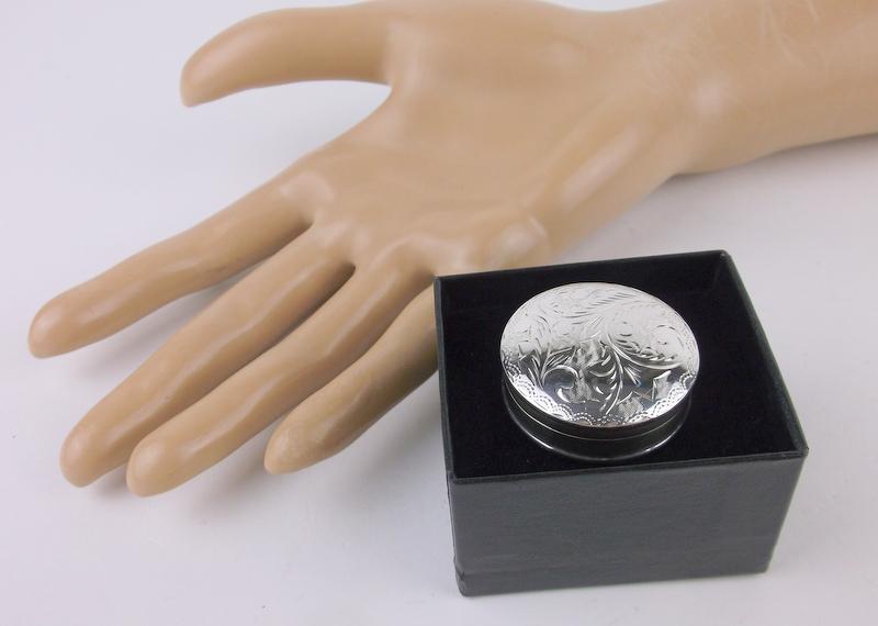 New Heavy Sterling Silver Ornate Pill Box (1 of 3)