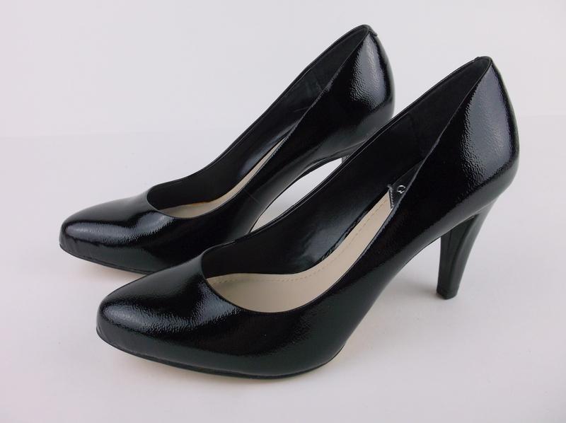 New Vince Camuto Black Leather Heels Size 6 Authentic (1 of 5)