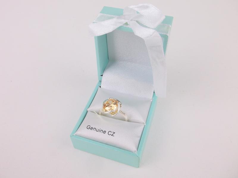 New Orange Stone Ring Size 7 (1 of 2)