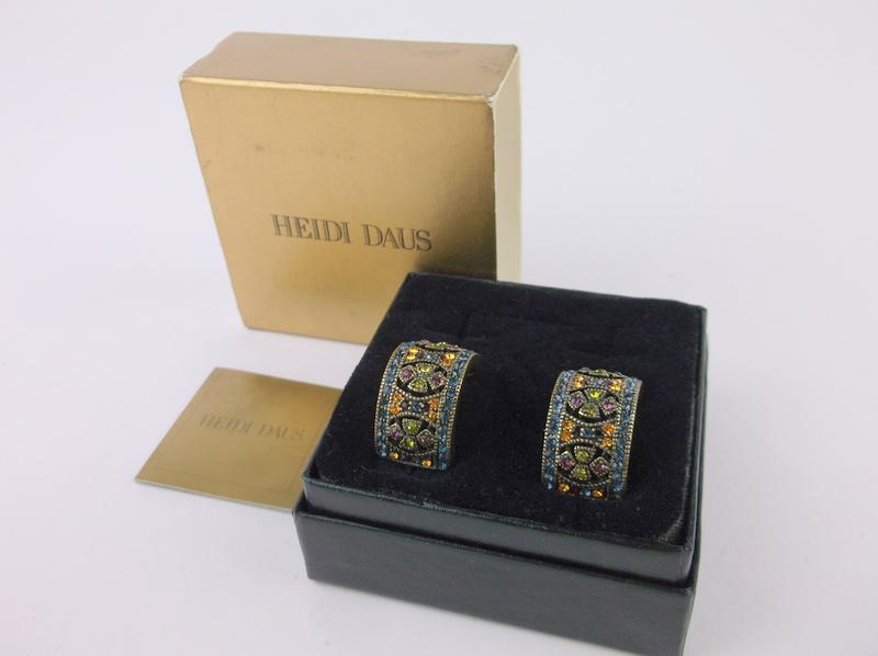 New Heidi Daus Huge Crystal Earrings Boxed (1 of 3)