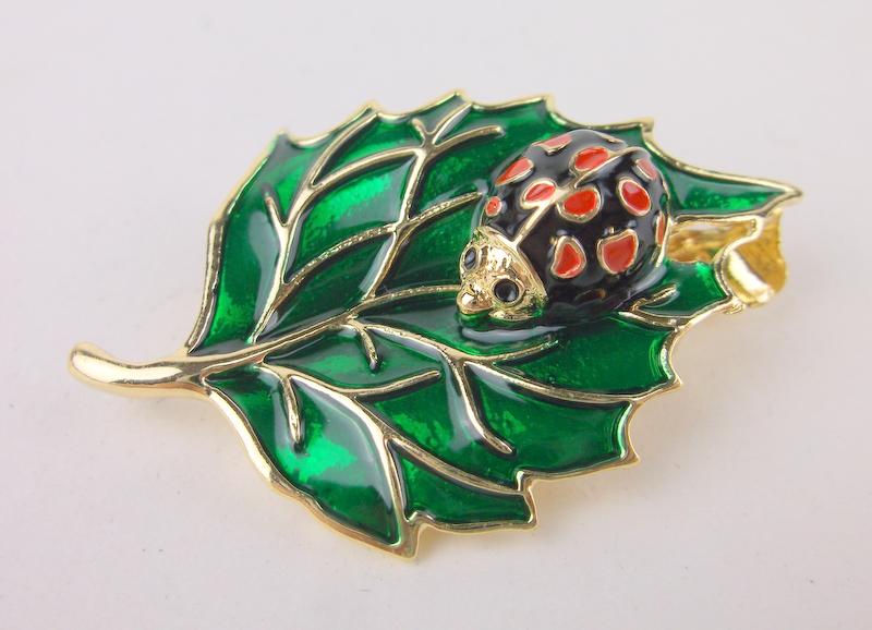 Stunning Enameled Rhinestone Ladybug Brooch (1 of 1)