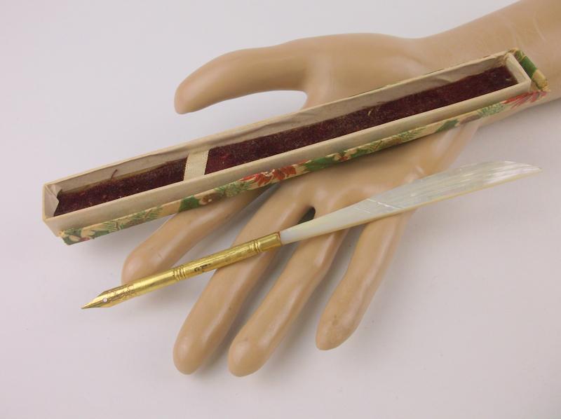 Stunning Antique 14kt Gold Tip MOP Fountain Pen (1 of 3)