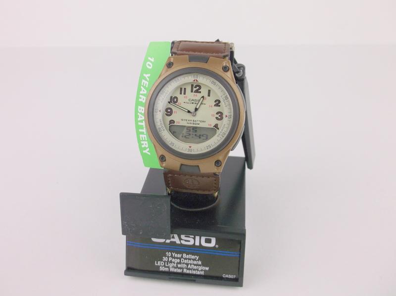 New Casio Outdoors Wristwatch Works Perfect (1 of 3)
