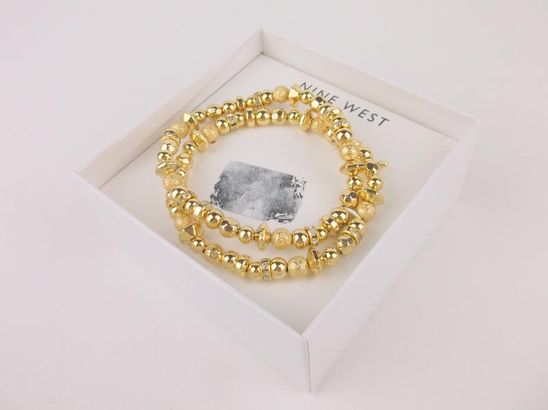 New Boxed Nine West Bracelet Set: new condition