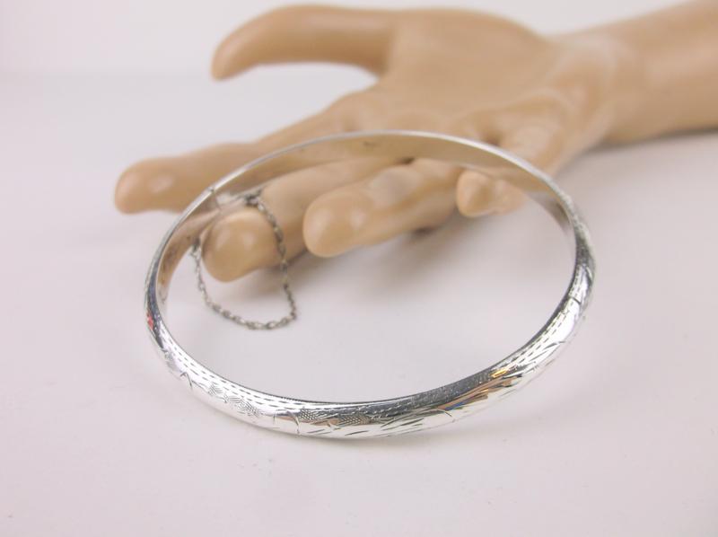 Stunning Sterling Silver Vintage Bangle Bracelet (1 of 1)