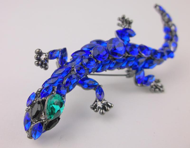 Stunning Huge Enameled Rhinestone Lizard Brooch (1 of 1)