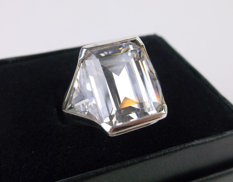 New Boxed Super Heavy Sterling Silver Ring 6 White (1 of 5)