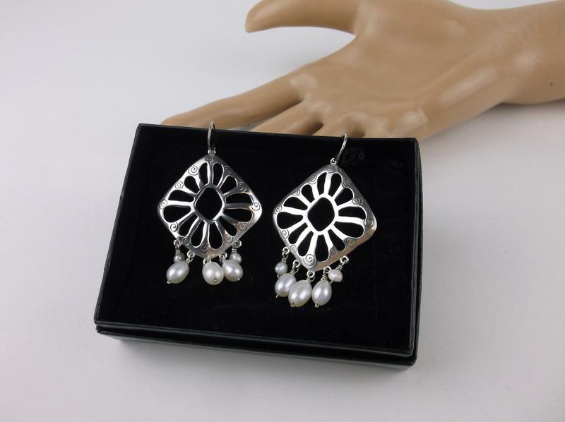 Boxed Silpada Large Sterling Silver Pearl Drop Earrings (1 of 3)