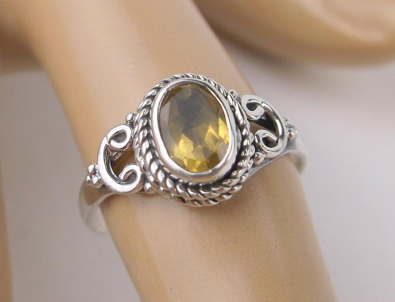 Stunning Sterling Silver Citrine Ring Size 7 (1 of 1)