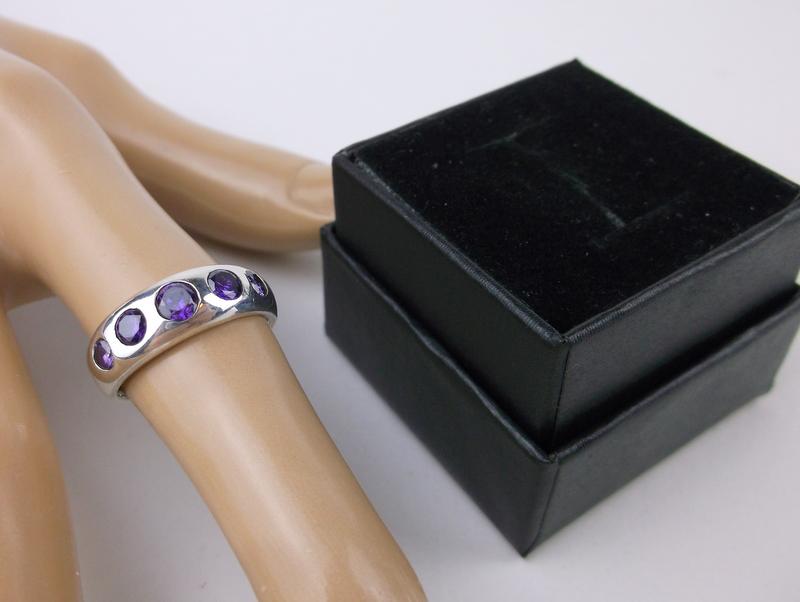 Stunning Boxed Sterling Silver Amethyst Ring 6.25 (1 of 2)