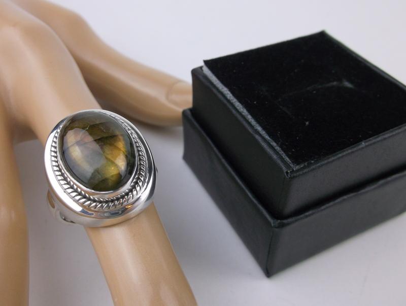 New Boxed Sup Heavy Sterling Labradorite Ring 10 HUGE (1 of 4)