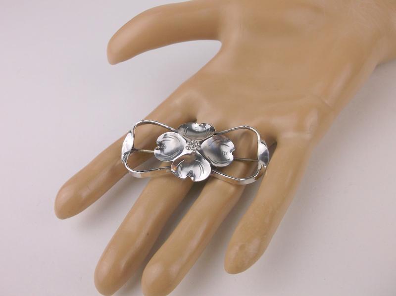 Stunning Antique Sterling Stuart NYE Brooch Shamrock (1 of 3)