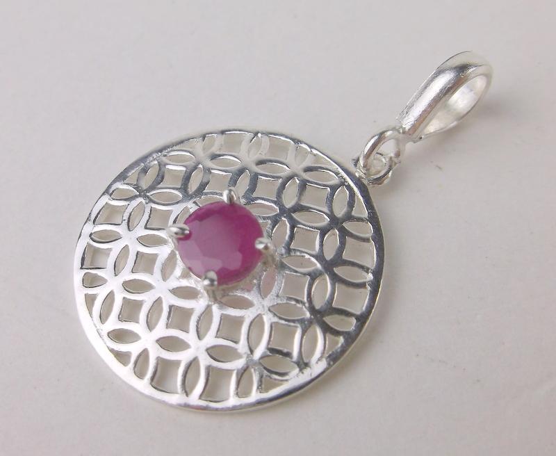 New Sterling Silver Ruby Pendant (1 of 1)
