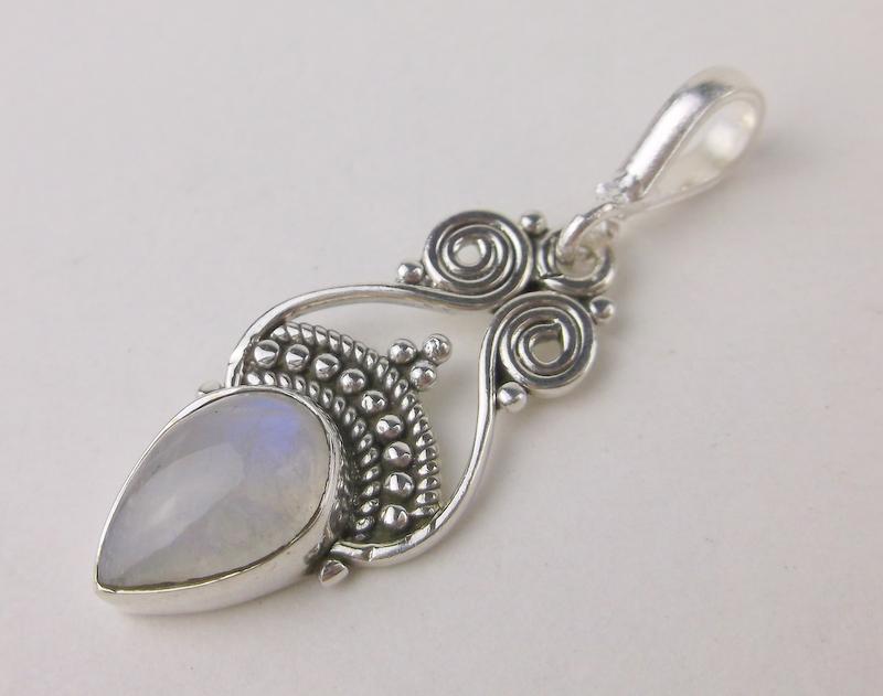 New Sterling Silver Moonstone Pendant (1 of 1)