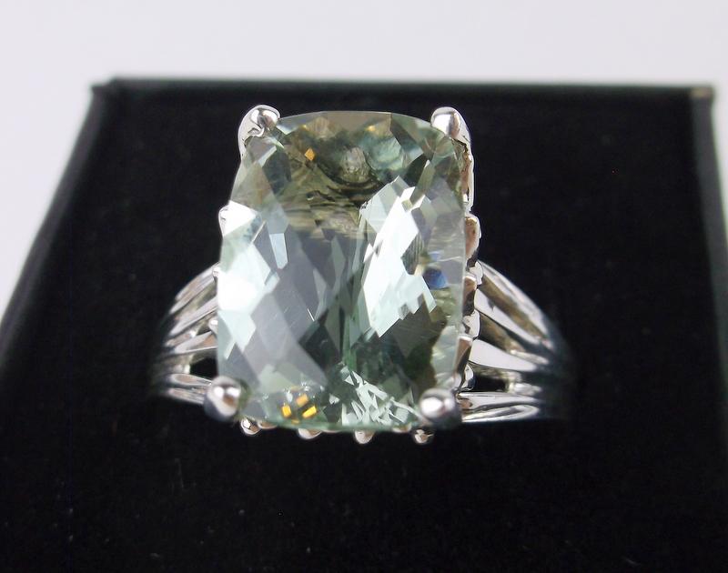 New Boxed Sterling Silver 5ct Emerald Ring 9.5 (1 of 4)
