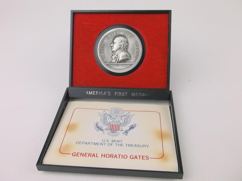 Vintage Americas First Medals Gen Horatio Gates Coin (1 of 3)