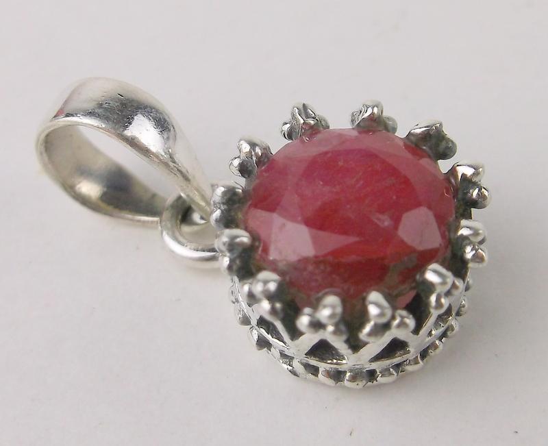 New Sterling Silver 1ct Ruby Pendant (1 of 1)