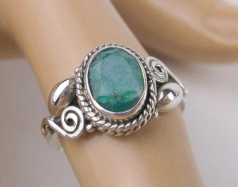 New Sterling Silver 1.5ct Emerald Ring Size 7 (1 of 1)