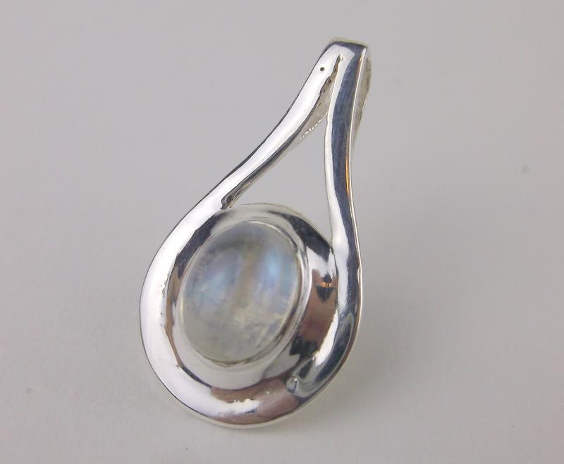 New Sterling Silver Moonstone Pendant (1 of 1)