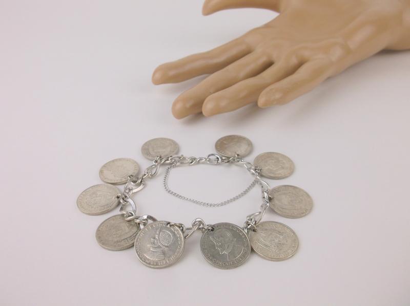Incredible Antique Sterling Silver Coin Bracelet 7 Inch (1 of 4)