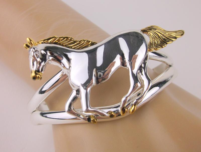 New Vintage Horse Cuff Bracelet (1 of 2)