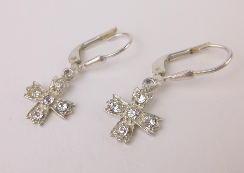 Gorgeous Sterling Silver Cross Earrings: Guaranteed Solid 925 Sterling Silver, in Excellent Condition