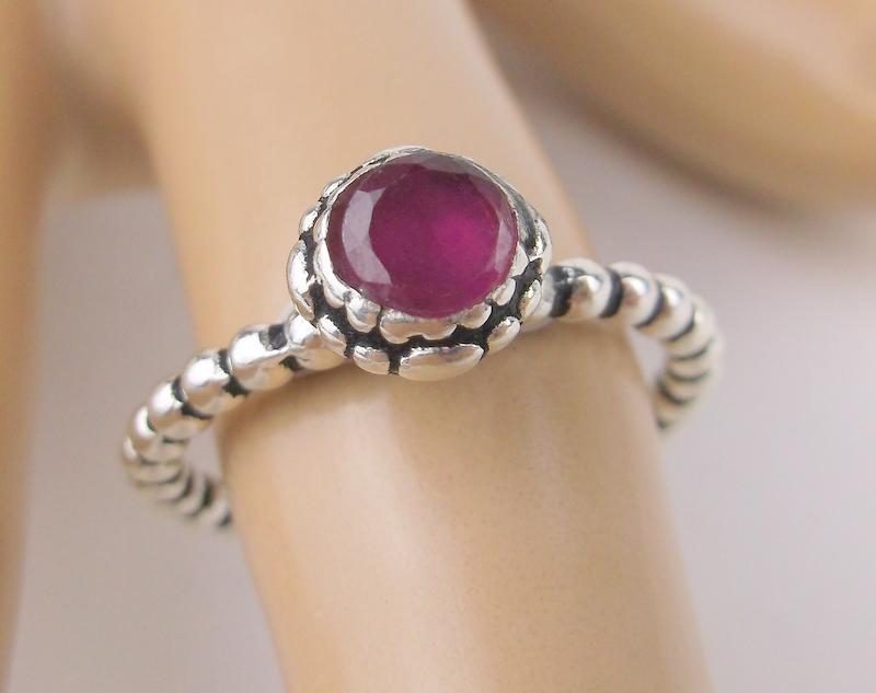 New Sterling Silver 1ct Ruby Ring Size 8 (1 of 2)