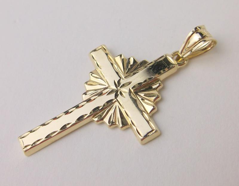 Stunning 10kt Gold Cross Pendant Thick (1 of 2)