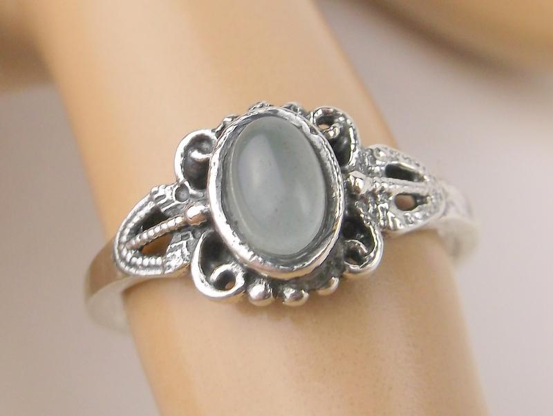 New Sterling Silver Moonstone Ring Size 7: Solid Sterling Silver Guaranteed, in Brand New Never Worn Condition.