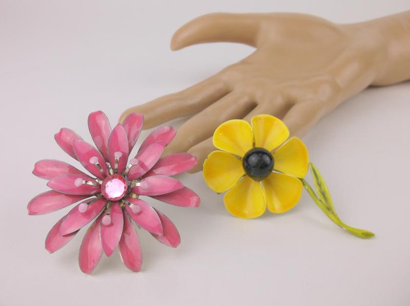 2 Stunning Vintage Enameled Flower Brooch Lot (1 of 2)