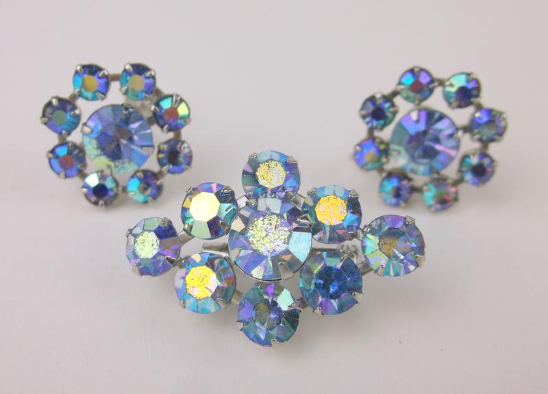 Stunning Antique Weiss Rhinestone Brooch Earrings Set (1 of 3)