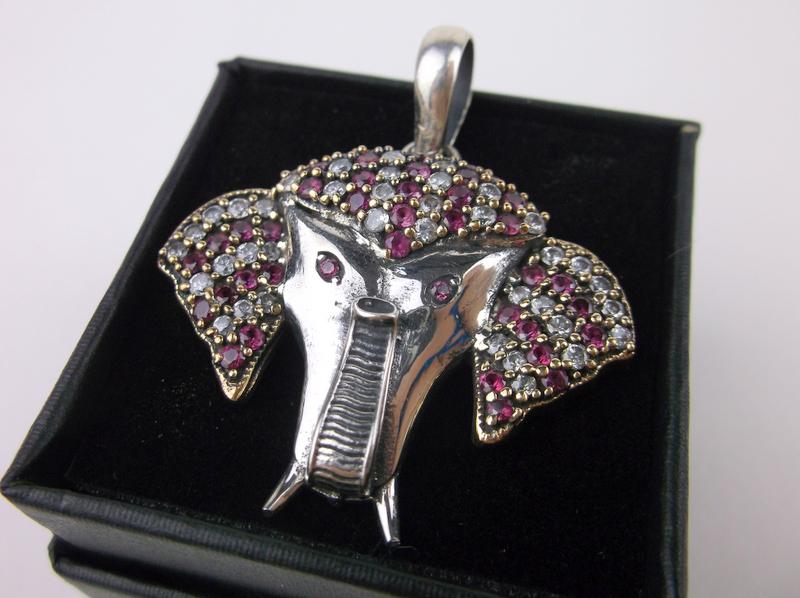 New Boxed Sterling Silver Ruby Elephant Pendant (1 of 1)