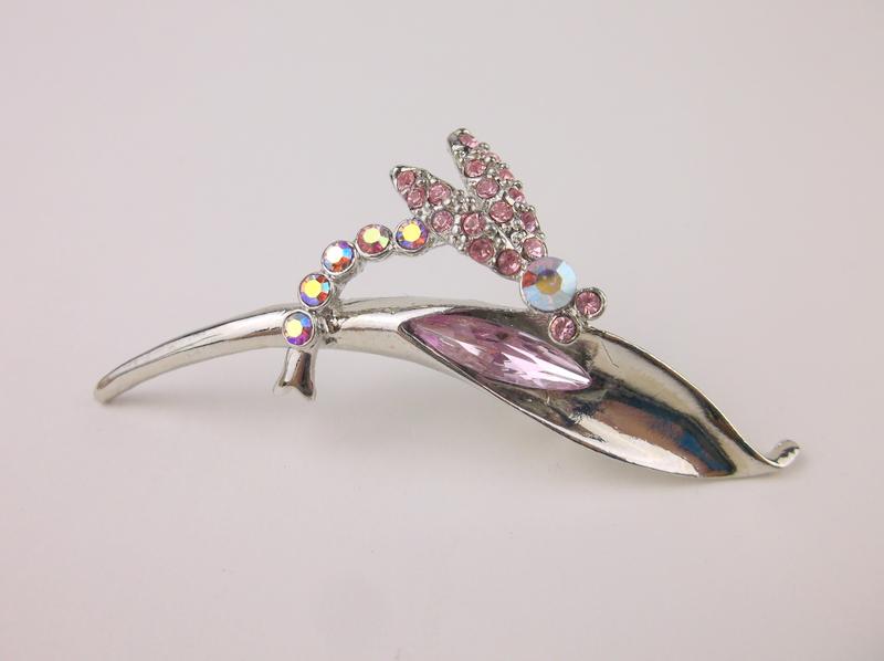 Stunning Vintage Rhinestone Dragonfly Brooch (1 of 1)