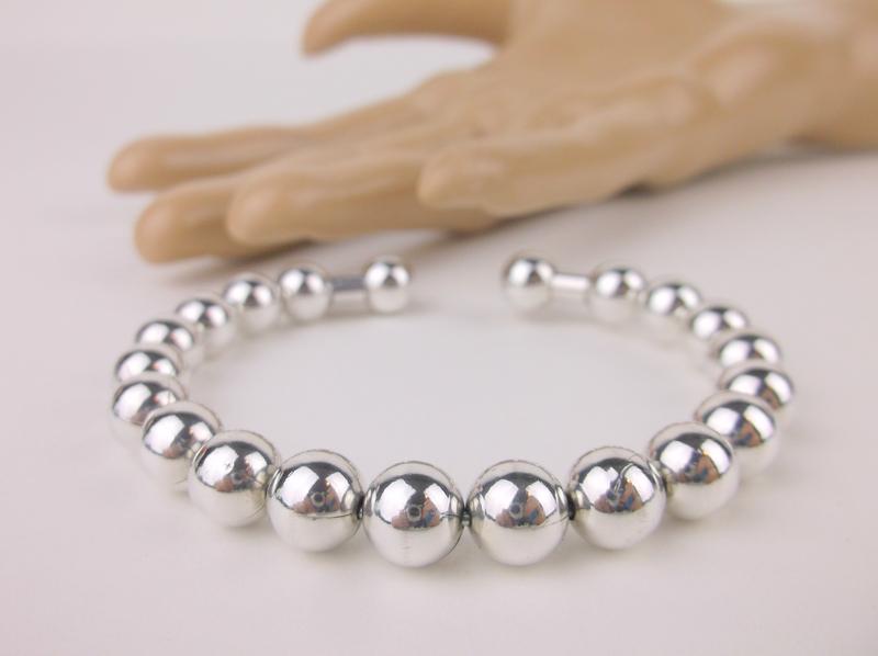 Stunning Heavy Sterling Silver Ball Cuff Bracelet (1 of 2)