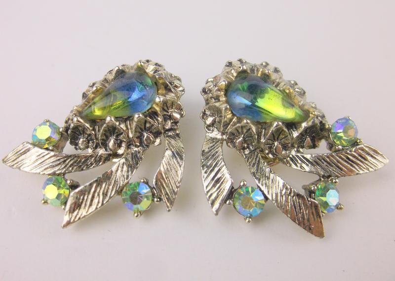 Stunning Antique 1950s Rhinestone Earrings (1 of 2)
