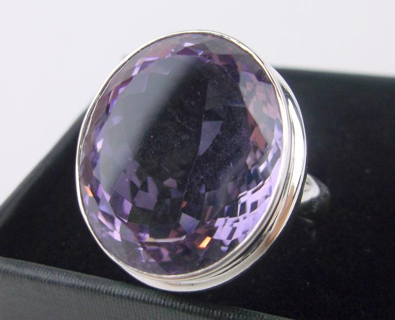 New Boxed Huge Sterling Silver 25ct Amethyst Ring 9.5 (1 of 3)