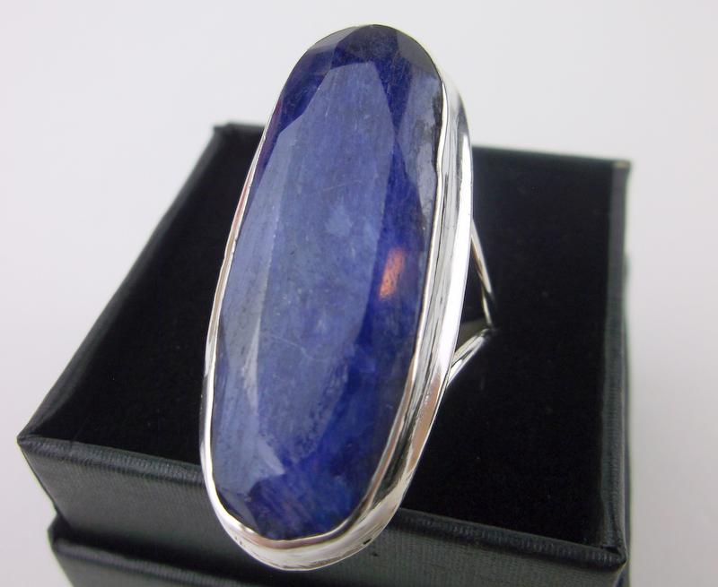 New Boxed Huge Sterling Silver 25ct Sapphire Ring 9 (1 of 2)