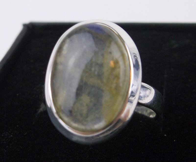 New Boxed Sterling Silver Labradorite Ring Size 6 (1 of 2)
