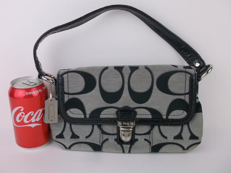 Coach leather Canvas Handbag Purse: beautiful condition