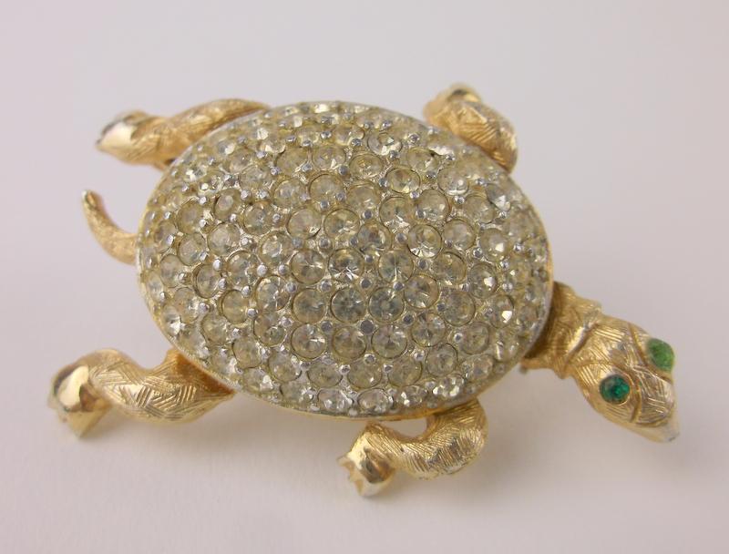Gorgeous Vintage Rhinestone Turtle Brooch (1 of 1)