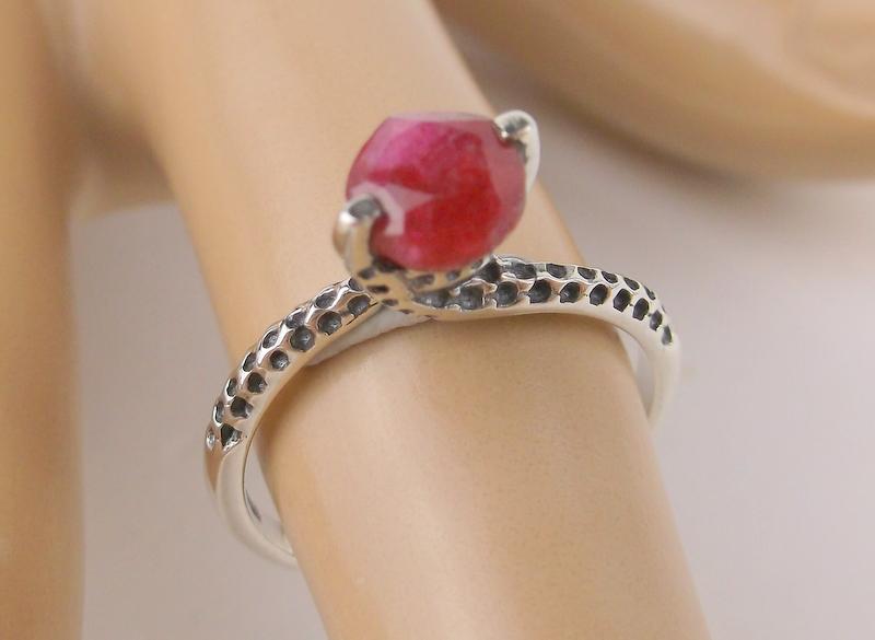 New Sterling Silver 1ct Ruby Ring Size 7 (1 of 2)
