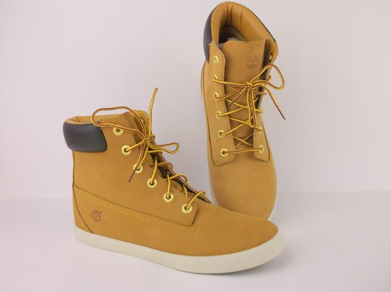 Like New Timberland Leather Boots Size 9 Mens: Like New