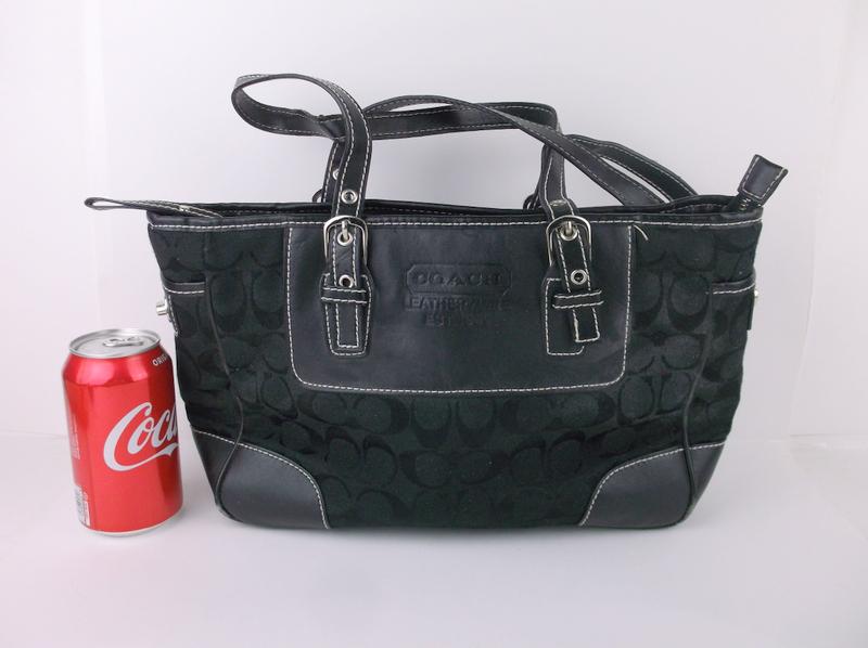 Coach leather Canvas Handbag Purse: beautiful condition