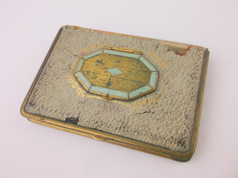 Antique Art Deco Mondaine Compact 1920s: .