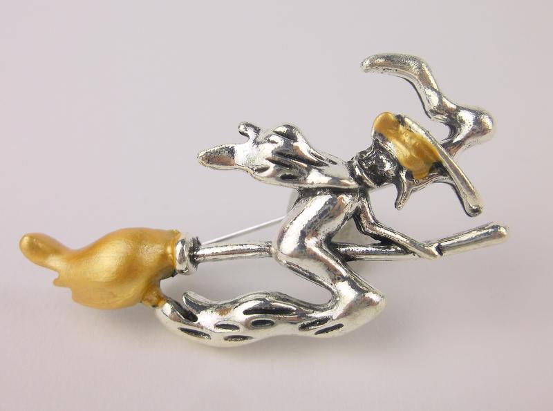 Stunning Enameled Wicked Witch on Broom Brooch (1 of 1)