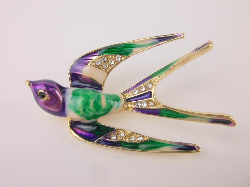 Stunning Enameled Rhinestone Swallow Brooch (1 of 1)