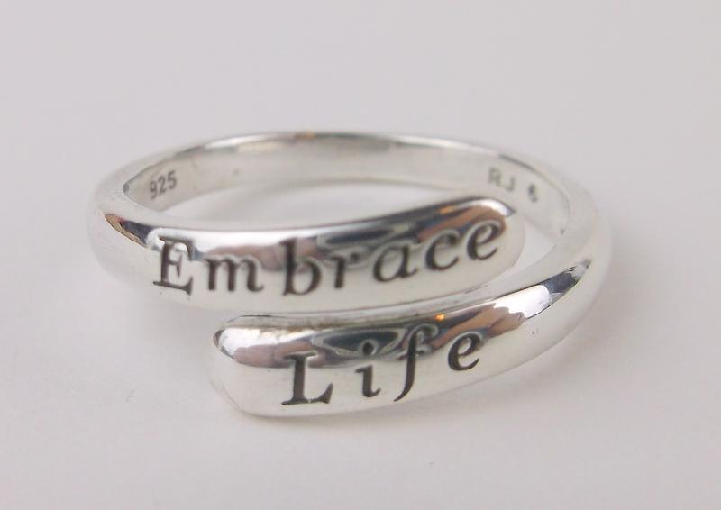 Stunning Sterling Silver Embrace Life Ring 6.5 (1 of 1)